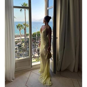 Vestido de Noche Corte Sirena para Dropshipping al por Mayor con Tirantes y Escote en V Profundo, Logo Personalizado y Lentejuelas Brillantes Directo de Fábrica - Product Image 6
