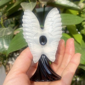 Sculpture d'ange en sélénite et obsidienne de haute qualité, 10 cm, tendance mode, en pierre naturelle, pour Thanksgiving et Pâques, vente en gros - Product Image 4
