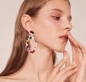 Boucles d'oreilles ovales géométriques en acétate, <span class=keywords><strong>bijoux</strong></span> pendantes colorés en résine acrylique pour femmes, idéales pour les fêtes et mariages - Product Image 5