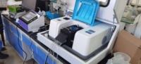 Spectromètre FTIR (Fourier Transform Infrared) de laboratoire Ancourage Research Grade avec détecteur DLATGS, résolution 0,4 cm-1, 350-8000
