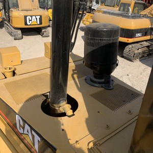 รถขุดตีนตะขาบ Caterpillar D7H ปี 2024 มือสอง สำหรับงานหนัก พร้อมเครื่องยนต์และปั๊ม - Product Image 6
