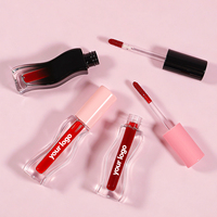 Tube de brillant à lèvres vide avec logo personnalisé, flacon transparent avec applicateur pour emballage cosmétique en marque blanche, vente en gros directe du fabricant