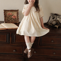 Vente en gros de robe à manches courtes à col fleuri en dentelle pour filles personnalisées robe de princesse douce et mignonne pour enfants