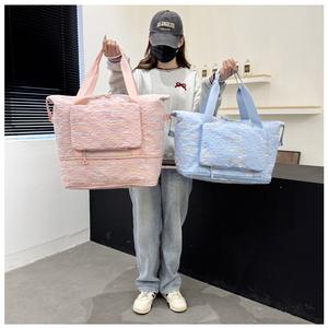 กระเป๋าเดินทาง RUIQUWIN สำหรับทุกเพศ ทนทาน น้ำหนักเบา จุของได้เยอะ พับเก็บได้ แยกส่วนเปียกและแห้ง ขยายได้ มีซิป - Product Image 3