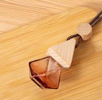 Diffuseur d'huiles essentielles en verre diamanté de style nordique avec logo personnalisé, bouteille de 8 ml avec couvercle en bois, personnalisation OEM ODM