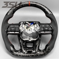Volant de course à fond plat en carbone forgé avec grip en suède et bande rouge pour Toyota Hilux toutes séries et toutes versions 2015+