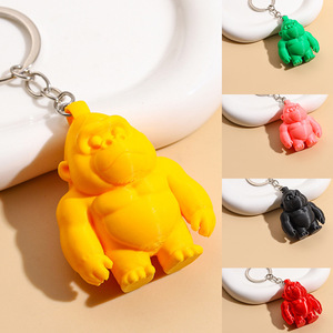 Llavero de gorila, colgante de mono para mochila, colgantes de animales de brazo largo para bolso, decoración para llaveros, regalos de cumpleaños para adultos y niños - Product Image 1