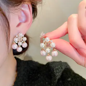 Bijoux délicats plaqué or rose perle gland boucles d'oreilles zircon cubique CZ carré fantaisie boucles d'oreilles pour les femmes