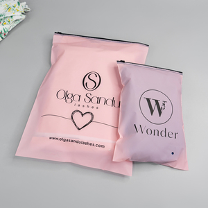 Sacs en plastique transparents roses avec fermeture éclair, personnalisables avec logo, pour vêtements (jeans, t-shirts), emballage de vêtements - Product Image 2