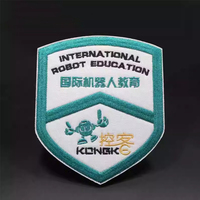 Transfert de chaleur personnalisé patch brodé 3d logo brodé fer à repasser sur des casquettes de lettres patch brodé en chenille avec pochette velcro