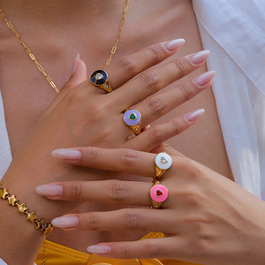 Anillo de Corazón de Cristal Chapado en Oro con Incrustaciones de Circonio, Joyería para Uso Diario de Mujer - Product Image 4