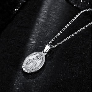 Classique Ovale Plaque Pendentif Religion Colliers Argent Plaqué Or En Acier Inoxydable Chaîne Vierge Marie Relief Colliers - Product Image 4