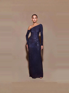 Bettergirl Romantico Abito Lungo Francese 2026 Nuovo Modello <span class=keywords><strong>Monospalla</strong></span> Argento con Paillettes Scintillanti Elegante Abito <span class=keywords><strong>da</strong></span> <span class=keywords><strong>Cerimonia</strong></span> - Product Image 5