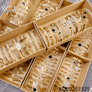 फैशन गहने जिरकॉन 18k सोने की प्लेटेड स्टेनलेस स्टील विभिन्न शैलियों कंगन यादृच्छिक बॉक्स 12-टुकड़े कंगन - Product Image 3