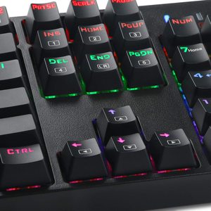 <span class=keywords><strong>Clavier</strong></span> de jeu mécanique filaire USB-C 104 touches avec interrupteurs Outemu, rétroéclairage RVB, touches programmables et fonction Plug and Play - Product Image 4