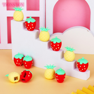 Sacapuntas de piña y fresa Manual de dibujos animados Mini Sacapuntas de frutas 366 - Product Image 5