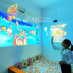 AR แผ่นฉายภาพติดผนังแบบอินเทอร์แอคทีฟ,กิจกรรมติดผนังสุดวิเศษที่โยนบอลสระว่ายน้ำสนามเด็กเล่นแบบนุ่มสำหรับขี่สนุก - Product Image 2