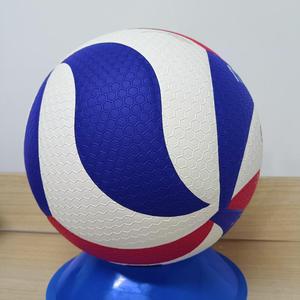 Balón de voleibol al por mayor, nuevo diseño, PU, tamaño 5, apto para partidos y entrenamientos, personalizable, ideal para campamentos de entrenamiento. - Product Image 5