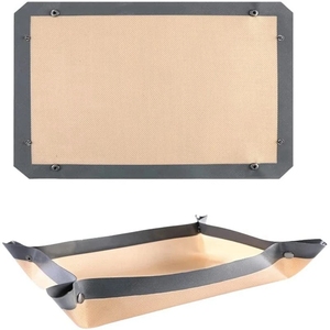 Tapis de cuisson carré en silicone de qualité alimentaire anti-déversement avec boucle à clou, résistant aux hautes températures, écologique et compatible lave-vaisselle - Product Image 3