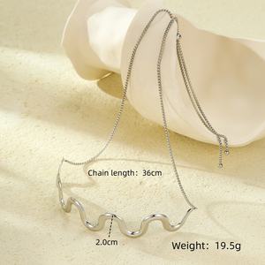 مجموعة مجوهرات رائجة عصرية مقاومة للماء من الفولاذ المقاوم للصدأ قلادة منحنية قلادة متموجة قابلة للتعديل سوار طوق للنساء - Product Image 5