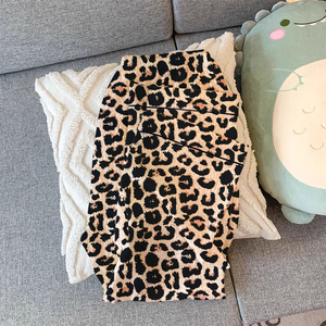 <span class=keywords><strong>Pigiama</strong></span> da Donna con Stampa Leopardata: Nuovo Stile Primavera/Autunno, Set Loungewear a Maniche Lunghe in Tessuto Stropicciato di Alta Qualità - Product Image 6