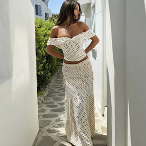 Ensemble 2 pièces pour femmes, haut à épaules dénudées à pois avec volants et jupe longue, tenue décontractée printemps-été - Product Image 4