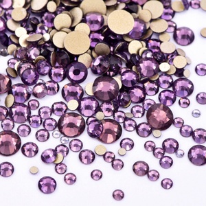 OLeeya Cold Fixaion Golden Back Pack 1440pcs Glass Non Hotfix Rhinestone Nails Art Flat Back Crystal Rhinestones for Decoration - Product Image 2