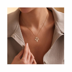CYNYA Tendance Personnalisé Famille <span class=keywords><strong>Naissance</strong></span> Fleur Collier Multiple <span class=keywords><strong>Naissance</strong></span> Fleur Bouquet Collier Fête Des Mères <span class=keywords><strong>Cadeau</strong></span> - Product Image 1