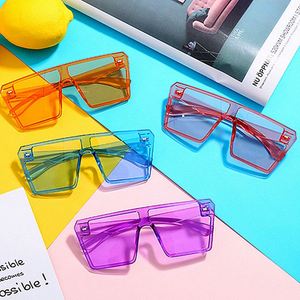 Gafas de Sol Cuadradas Extra Grandes con Lentes Transparentes Coloridas Unisex con Logotipo Personalizado Vintage 2025, Protección UV400 para Mujer - Product Image 3