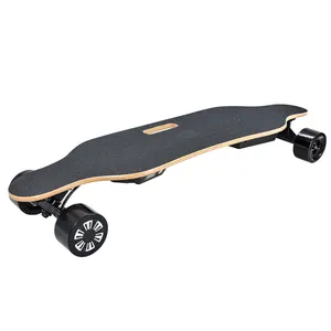 Ons Magazijn Beste Kwaliteit 4 Wielen Elektrische Longboard Skateboard Met Dual Motor Hoge Snelheid Voor Jongens Meisjes In Goedkope Prijs