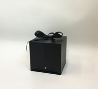 Quantité minimale de commande bas Saint Valentin carré carton fleur boîte boîte cadeau boîte d'emballage avec ruban et tiroir ouvert au milieu