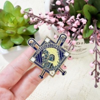 Insigne en métal en gros Logo personnalisé entreprise marque émail épinglette broche noir nickelé