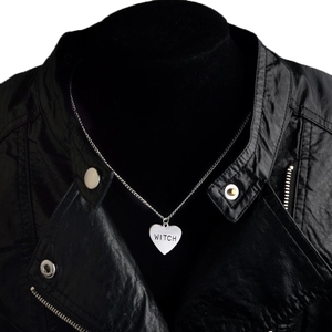 Collar de bruja personalizado para mujer, colgante con grabado de corazón, estilo gótico, brujería, bruja, Halloween, regalo - Product Image 3