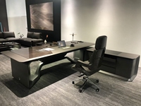 Ensemble de mobilier de bureau haut de gamme de luxe, table de direction futuriste moderne en forme de voiture Ferrary avec tiroir, bureau de direction