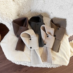 Nouvelle écharpe coréenne pour enfants, automne et hiver, écharpe polyvalente pour garçon et fille, écharpe pour bébé, bouton, version coréenne, écharpe croisée à enfiler - Product Image 1