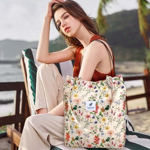 Bolsa <span class=keywords><strong>de</strong></span> Lona con Diseño Personalizable y Estampado Floral Vintage, Bolsa <span class=keywords><strong>de</strong></span> Lona Resistente, Reutilizable y <span class=keywords><strong>de</strong></span> Gran Capacidad para Vacaciones en la Playa - Product Image 4