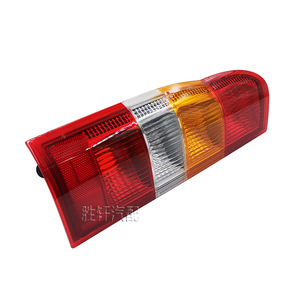 Conjunto de Luz Trasera de 12V para Ford Transit Mk6, Modelos 00-06, Lado Izquierdo y Derecho - Product Image 3