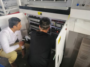 Línea de producción de maletas <span class=keywords><strong>Mejor</strong></span> precio ABS <span class=keywords><strong>PC</strong></span> PS Producto de plástico Máquina de formación térmica al vacío - Product Image 6