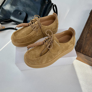 Chaussures décontractées pour femmes en cuir de mouton véritable, design italien, style lacets unique, respirantes et tendance pour l'automne et le printemps, idéales pour le quotidien - Product Image 4