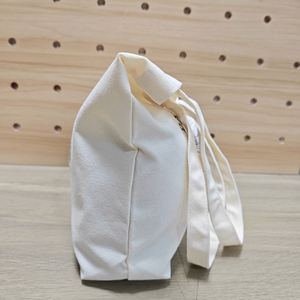Sac fourre-tout promotionnel en toile épaisse personnalisé, écologique et réutilisable, idéal pour les souvenirs de cave à vin - Product Image 3