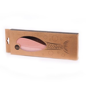 แปรงลิ้นแมวรูปปลาทำจาก ABS ทนทาน พร้อมหนามปลอมสำหรับกำจัดขนและนวดแบบอินเทอร์แอคทีฟ - Product Image 4