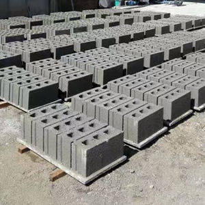 เครื่องทำอิฐบล็อกกลวง เครื่องทำเสาคอนกรีต เครื่องทำบล็อกอินเตอร์ล็อคอัตโนมัติ รุ่น QTJ4-25D - Product Image 2