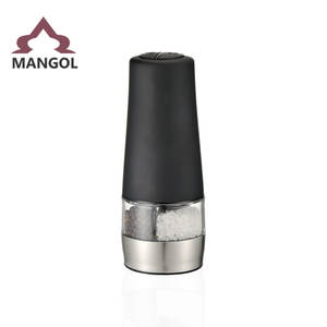 Molinillo de Pimienta Eléctrico de Acero Inoxidable, Forma Cilíndrica, con Cuerpo Transparente y Tapa de Plástico para Uso en la Cocina - Product Image 4