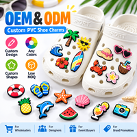 Breloques de chaussures en PVC personnalisées, miniatures, mignonnes, animaux de dessin animé, lettres, vente en gros, breloques de créateur en PVC pour chaussures