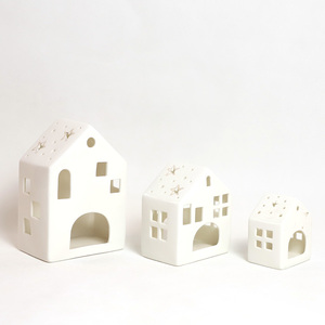 Simulation <strong>Village</strong> Ceramic Lighted <strong>Christmas</strong> <strong>Village</strong> Houses Decor with Led Lights Included - Product Image 2