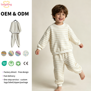 Completi Sportivi per Bambini e Bambine in Felpa Francese a Righe, Felpa Larga e Pantaloni Tuta, Set 2 Pezzi - Product Image 1