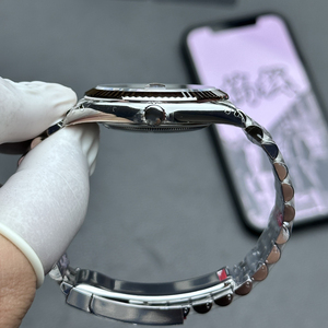 Montre-bracelet mécanique automatique de luxe pour homme, cadran bleu 41 mm, saphir, style professionnel - Product Image 3