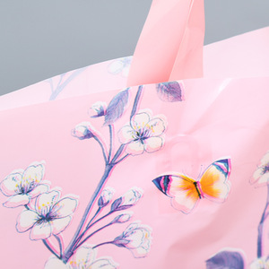 Sac en plastique recyclable HDPE à fond carré et poignée boucle, design exclusif pour collectifs d'artisans locaux, sac cadeau personnalisé - Product Image 4