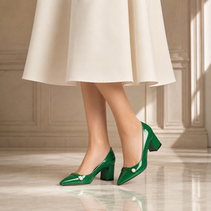 Produzione di <span class=keywords><strong>Scarpe</strong></span> con Tacco in 100% Vera Pelle Taglie Forti da <span class=keywords><strong>Donna</strong></span> <span class=keywords><strong>Scarpe</strong></span> con Tacco Alto all'Ingrosso - Product Image 1