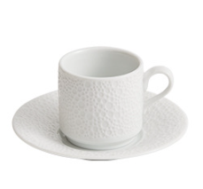 Medium coffee cup and saucer